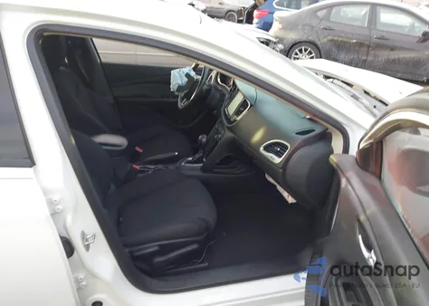 2013 Dodge Dart Sxt z USA, uszkodzony, nr VIN 1C3CDFBA0DD293038